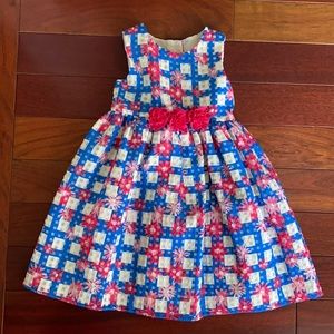 Adorable dress by Holiday Editions 👗